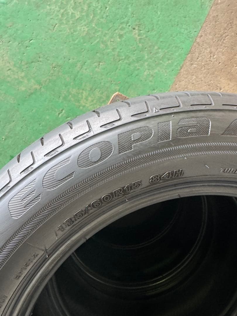 185/60R15 ブリヂストン EP150 夏タイヤ4本。バリ溝！A - メルカリ
