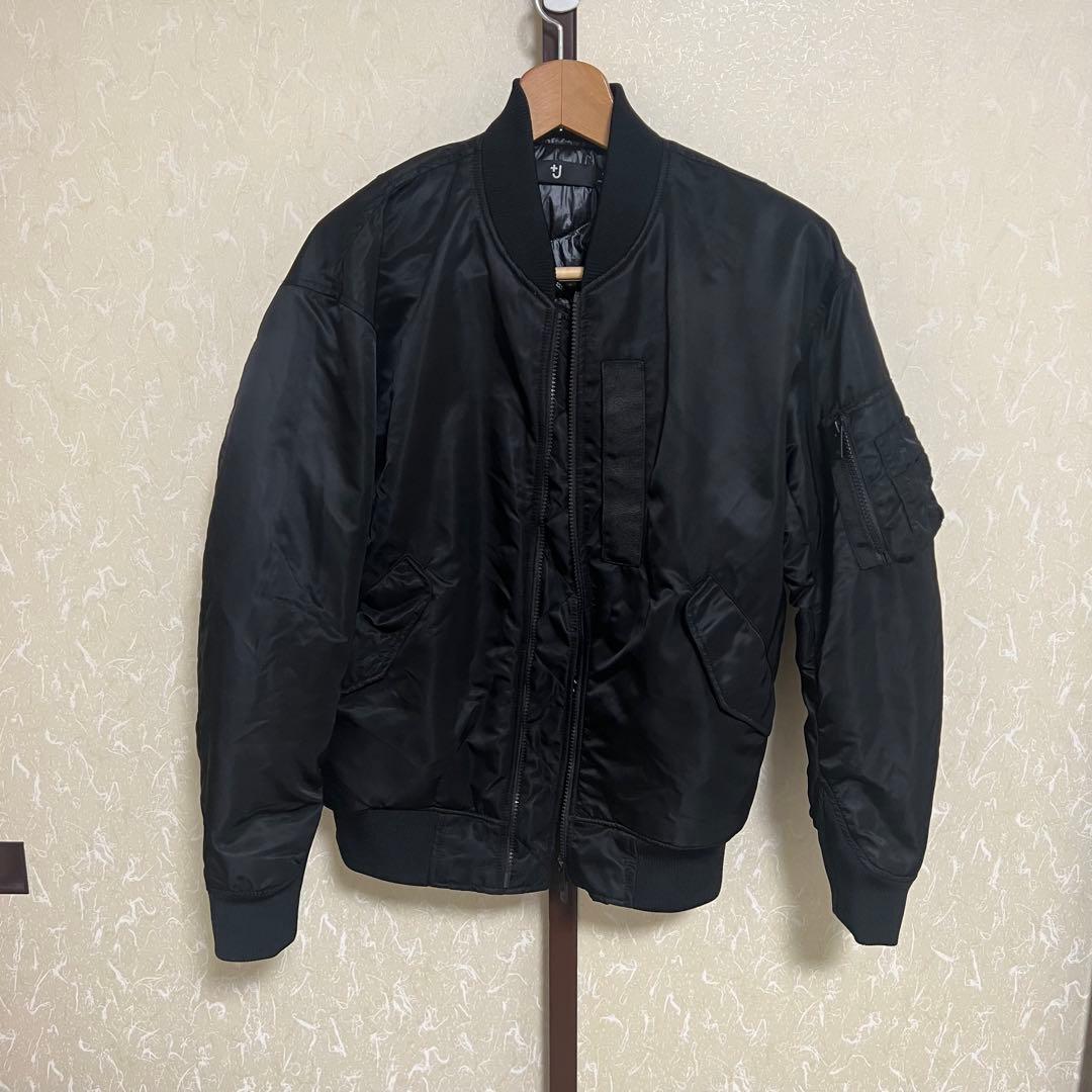 UNIQLO +J MA-1スタイル ブラックジャケット ユニクロ「＋J」第2章の終幕を飾る21年秋冬にネット民注目「MA