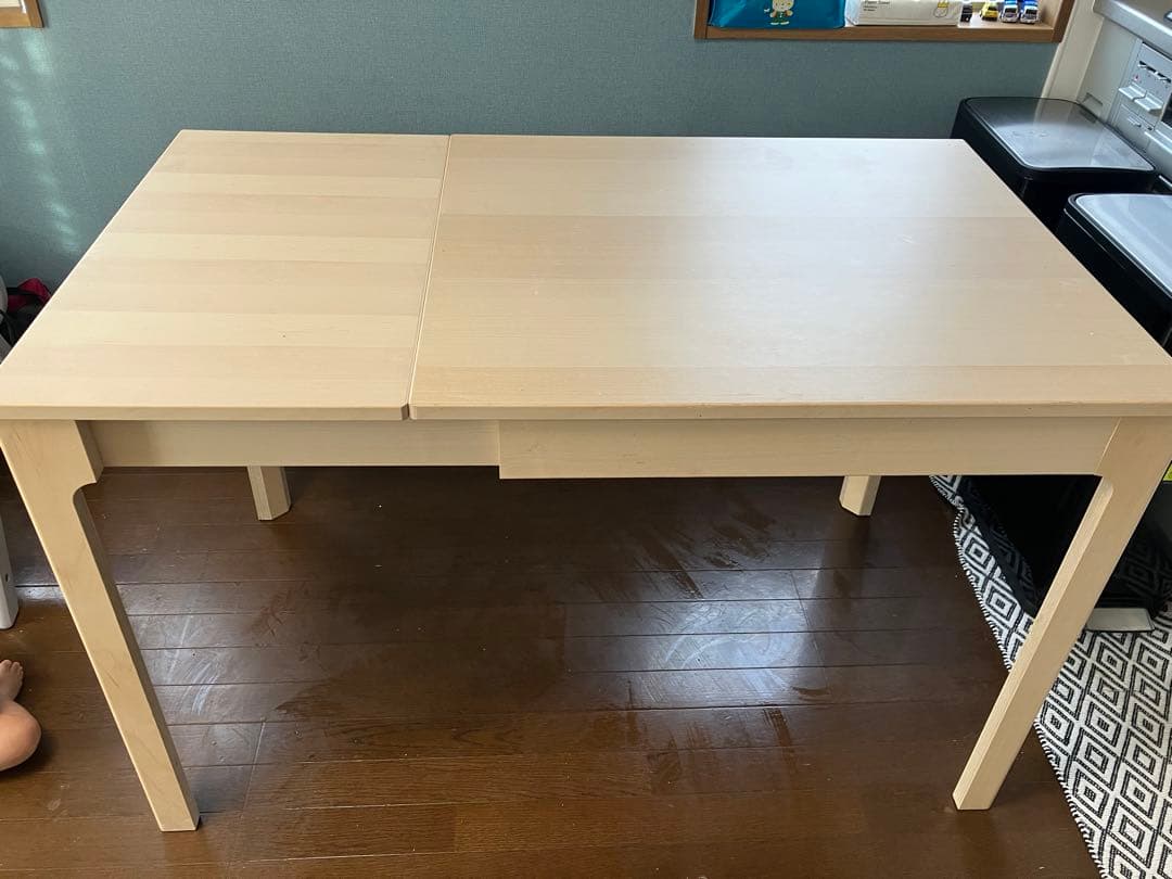 IKEA ダイニングテーブル（伸縮式）エーケダーレン - メルカリ
