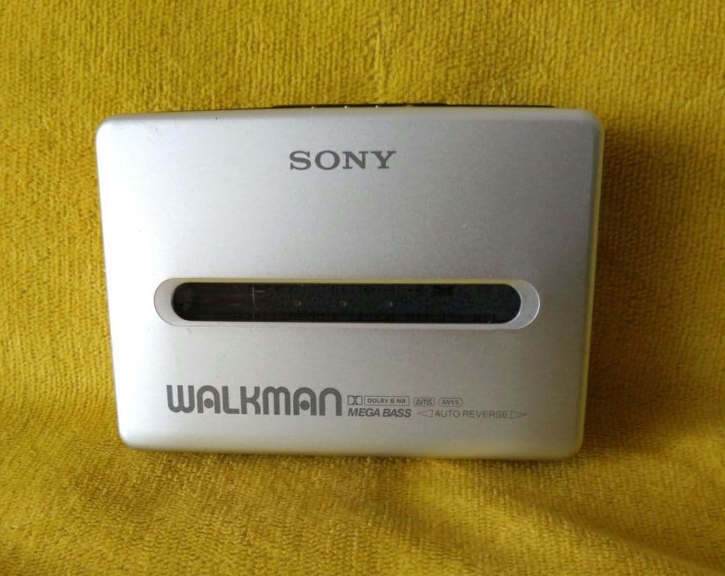 SONY WALKMAN カセットウォークマン WM-FX877 ジャンク - メルカリ