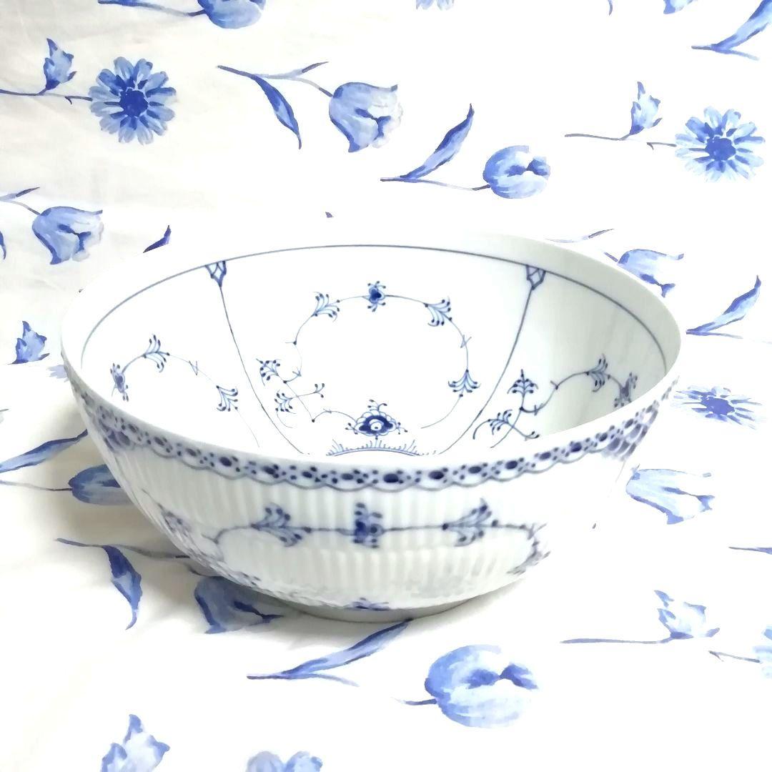 ロイヤルコペンハーゲン ボウル ハーフレース 大きい　ブルーフルーテッド ブルーフルーテッド ハーフレース ボウル 16cm|ロイヤル