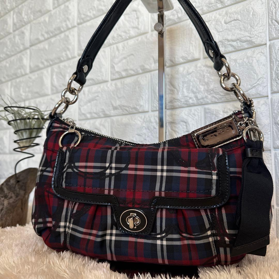 極美品 COACHコーチ 2wayバッグ チェック柄 ショルダーバッグ 赤と紺