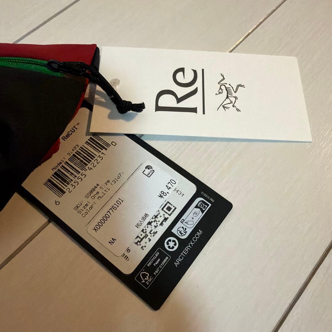 ARC'TERYX ハンドル付きポーチ - メルカリ