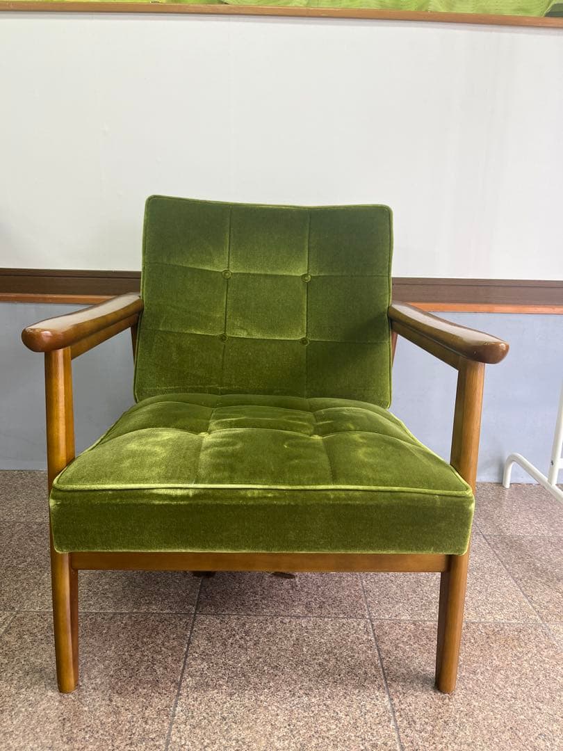 カリモク60 Kチェア モケットグリーン カリモク60 Kチェア1シーターモケットグリーン（ウォールナット色塗装