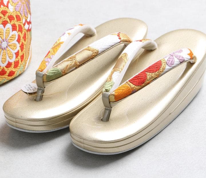 新品】世美庵 謹製 西陣織草履バッグセット 24.5cm 古典柄 03974