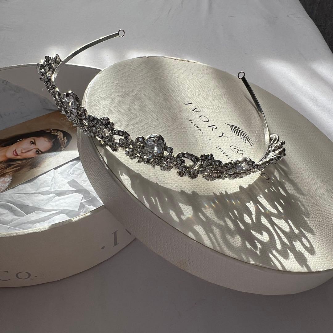 即日発送】Ivory & Co. Elizabeth エリザベス ティアラ - メルカリ