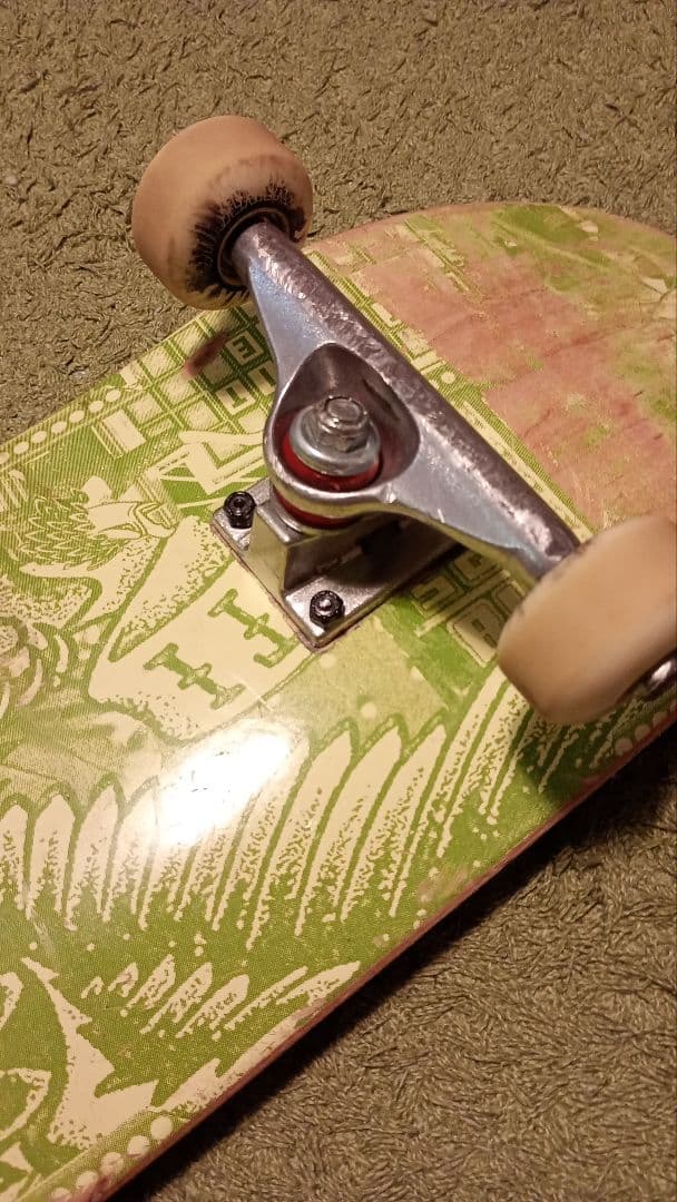 限界値下げ！スケートボート コンプリート ANTI HERO - メルカリ