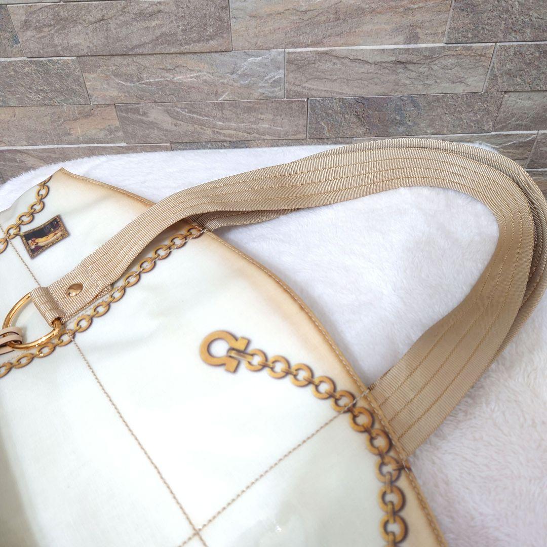 美品】サルヴァトーレフェラガモ ガンチーニ柄 コーティング トート