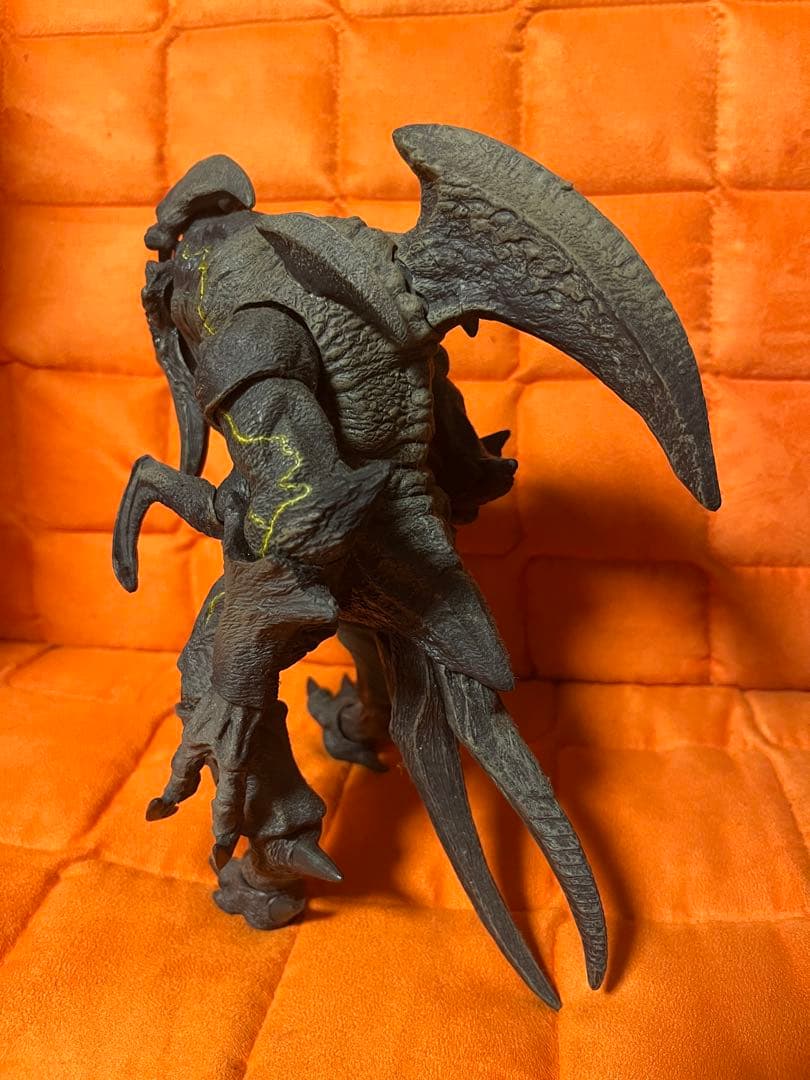 ネカ な*ん様 NECA パシフィックリム ムタヴォア KAIJU MUTAVORE