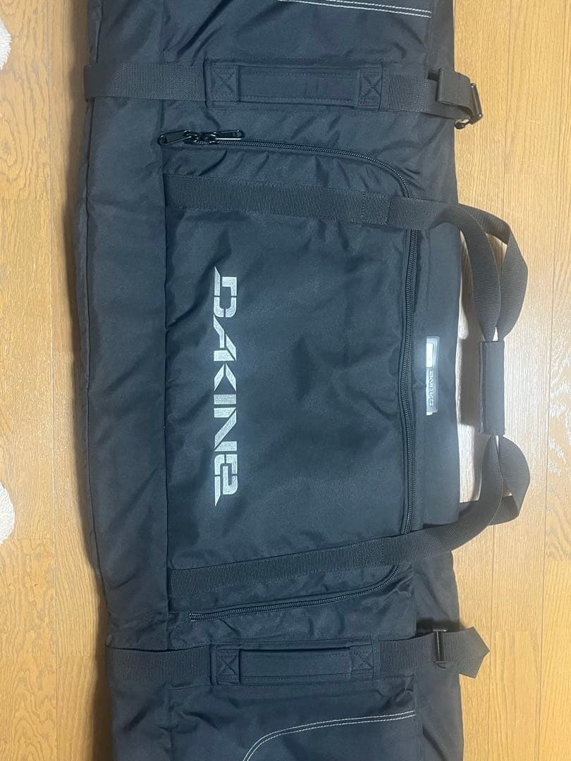ストア DAKINE スノーボードバッグ ケース 190cm キャスター付きブラック