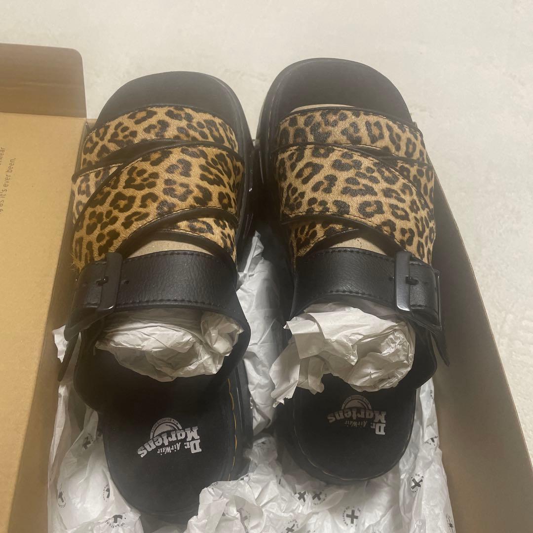 Dr. Martens Mattison Slide サンダル - メルカリ