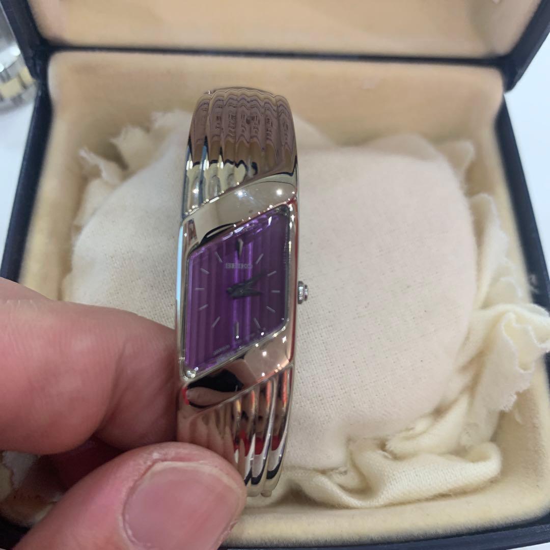 SEIKO リボリ　バングルウォッチ　シルバー　パープル　重厚感 稼働 美品 SEIKO リボリ バングルウォッチ シルバー パープル 重厚感