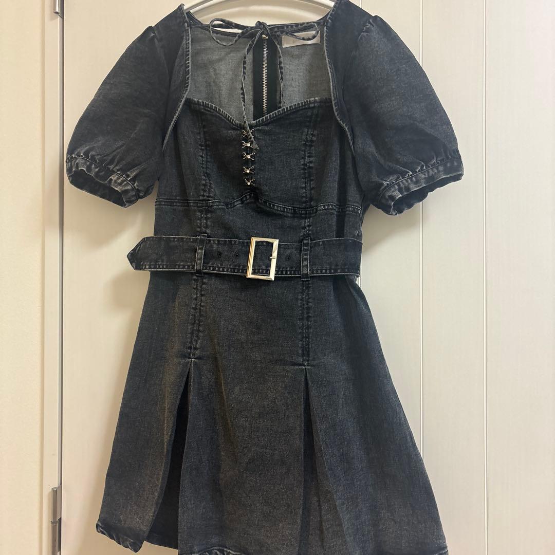 pium プリーツベルトデニムミニワンピース ブラックデニム - メルカリ