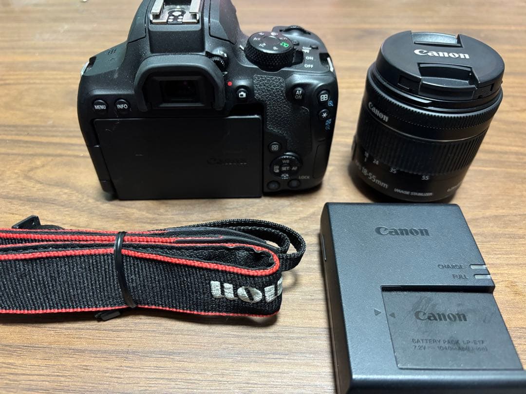 Canon EOS kiss 10xi 一眼レフ　本体&レンズ l_K0001232559.jpg