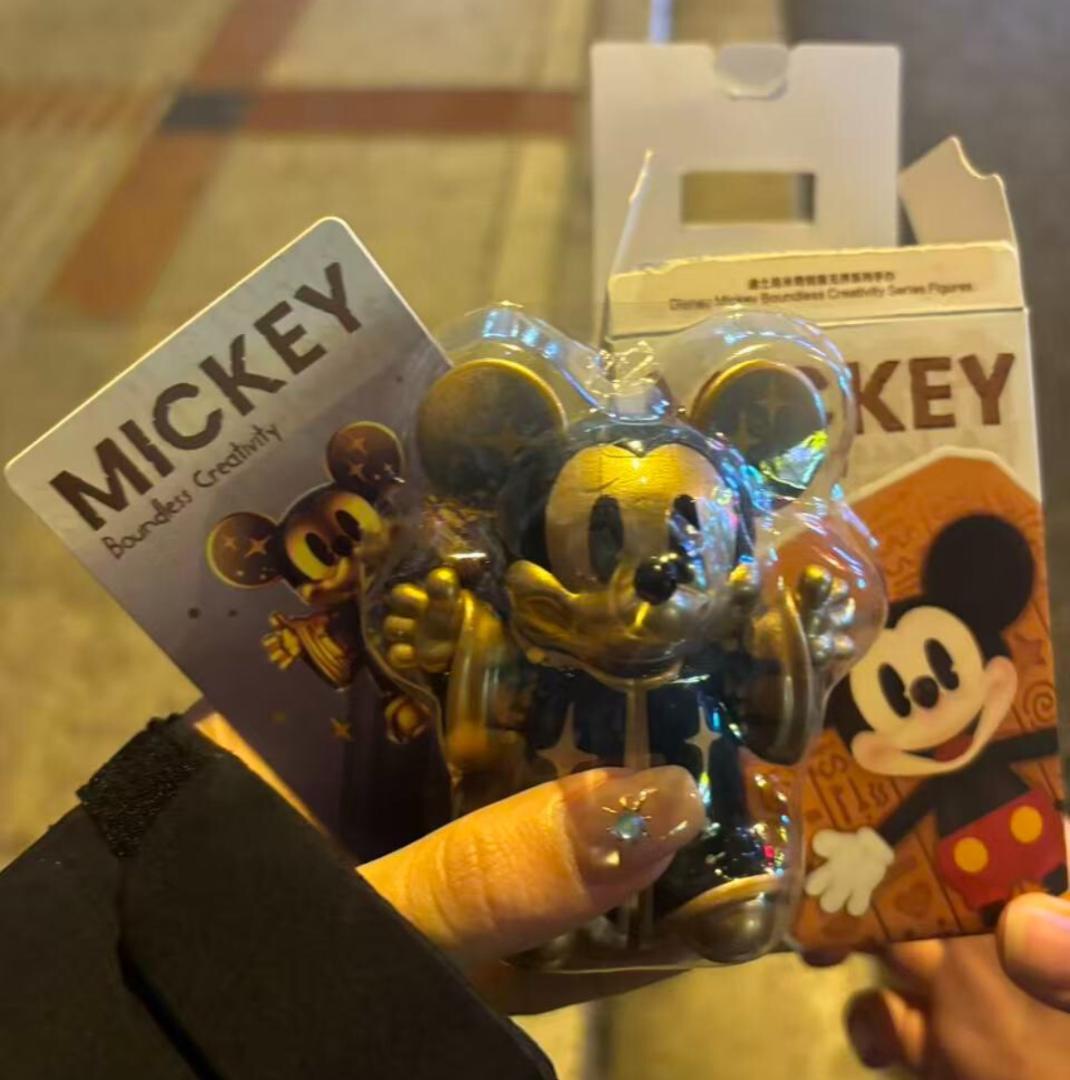 ミッキー Boundless Creativity シークレット 公式正規品 - メルカリ