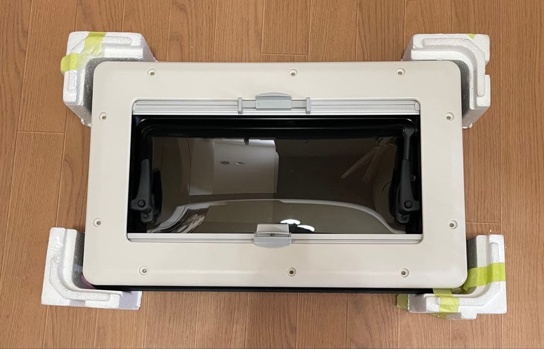 ハイエース キャンピングカー アクリル二重窓 アクリル窓 エアロー