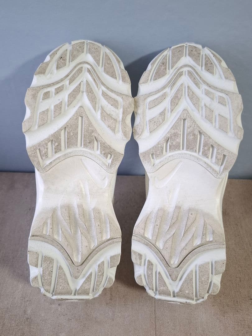 【一度着用】NIKE TC7900 23.5cm DD9682-100 ホワイト