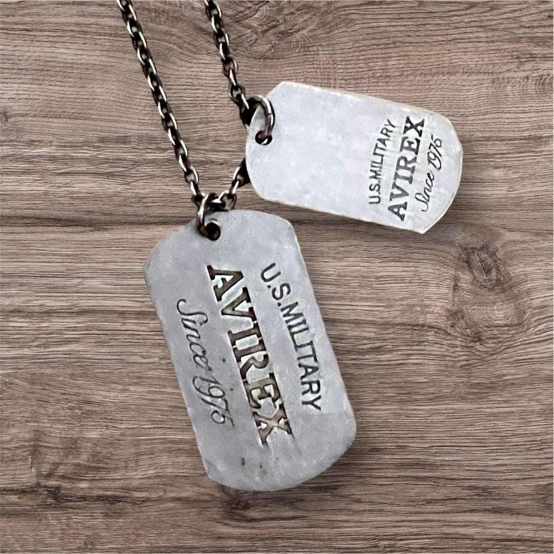 美品】 AVIREX ダブルプレートタグ ネックレス ドッグタグ ロゴ 真鍮