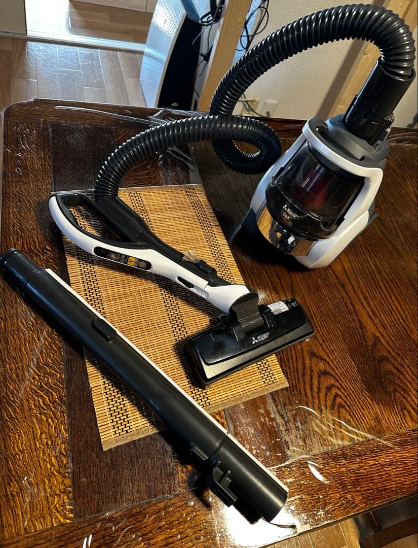 今週末限定 三菱 サイクロン 掃除機 TC-EM2X-W 美品 今週末限定 三菱 サイクロン 掃除機 TC-EM2X-W 美品