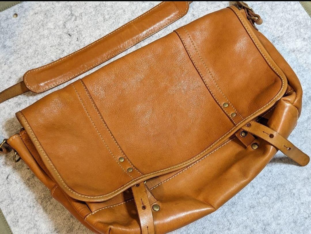 HERZ メッセンジャーバッグ CM-100 - メルカリ