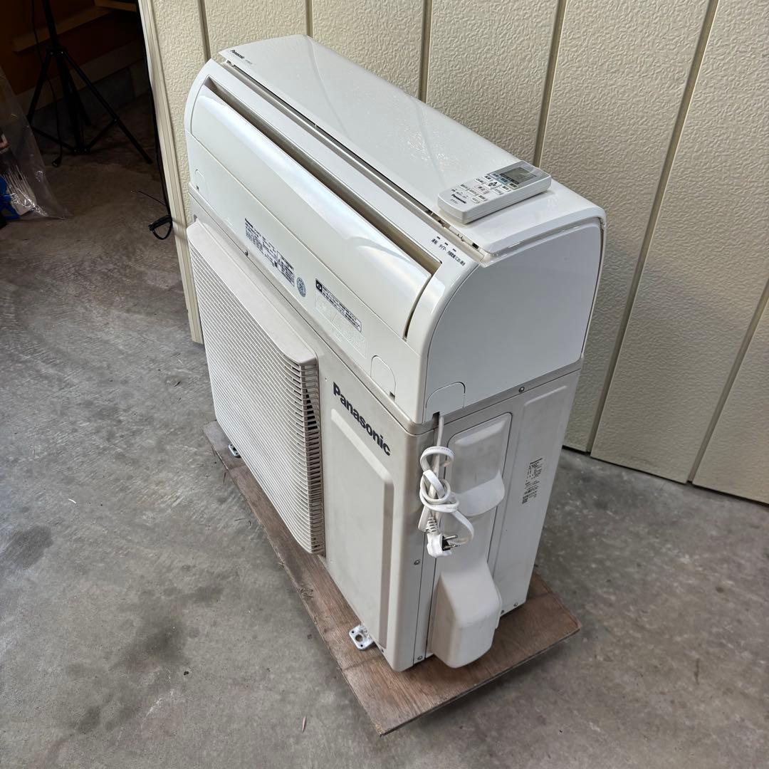 ⭕️ パナソニックエアコン　5.6kw 主に18畳用 ⭕️ 33000円‼️