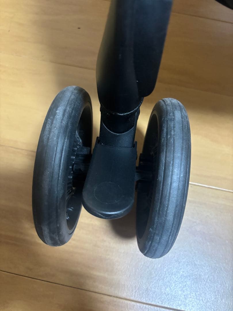 保証書、説明書なし　アップリカ　マール　リミテッドピンク　mar