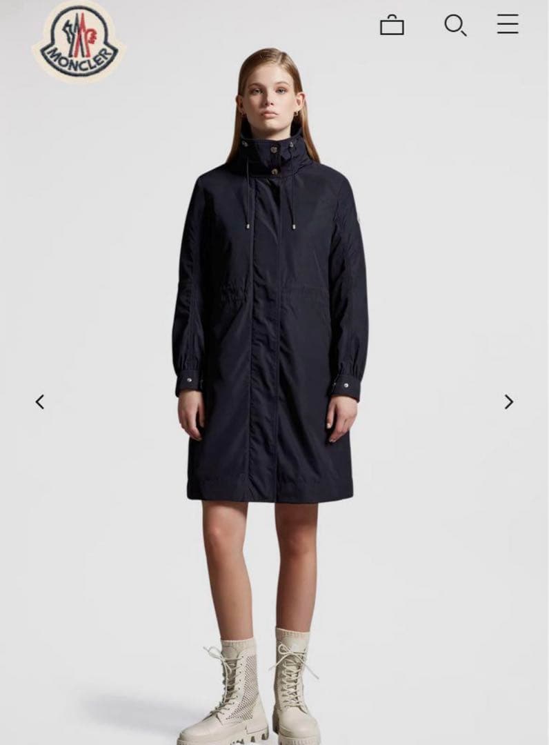 《未使用に近い》モンクレール　ナイロンロングコート