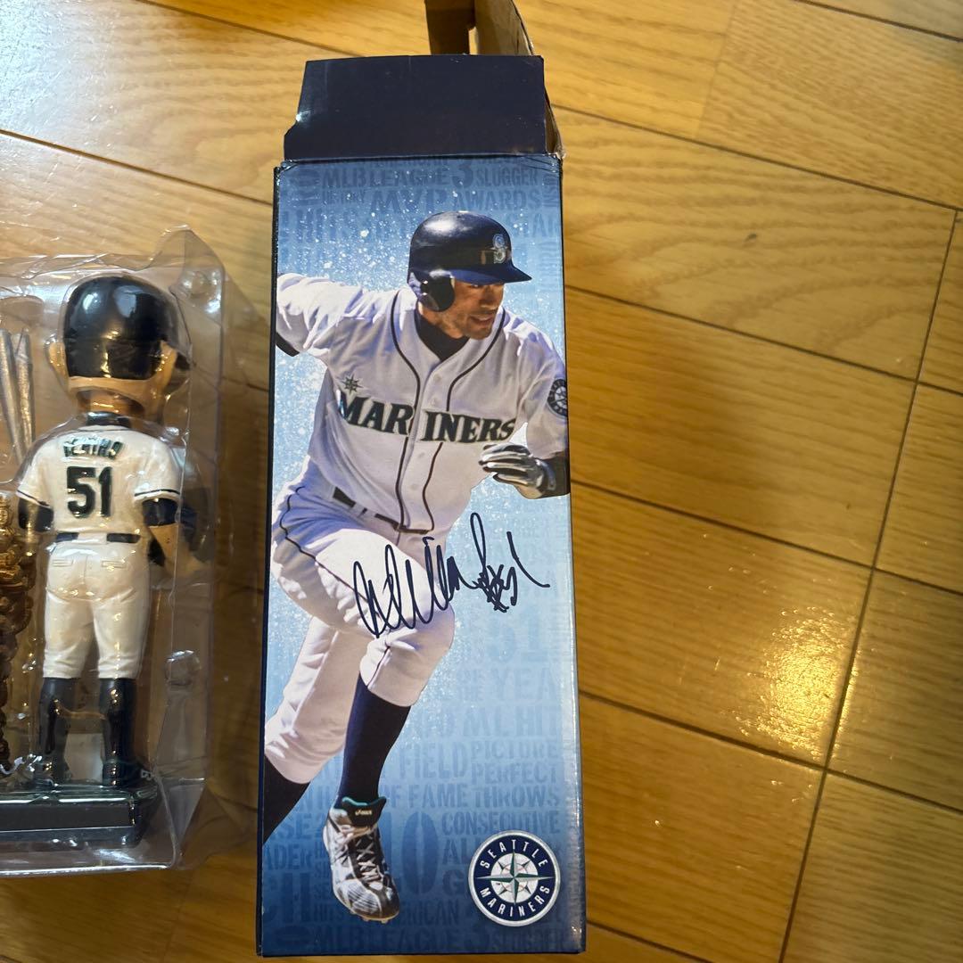 イチロー 2022年マリナーズ殿堂入りボブルヘッド - メルカリ
