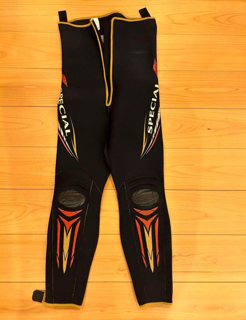 ダイワ　鮎　タイツ　スペシャル　値引き可能 ダイワ 鮎 タイツ スペシャル 値引き可能