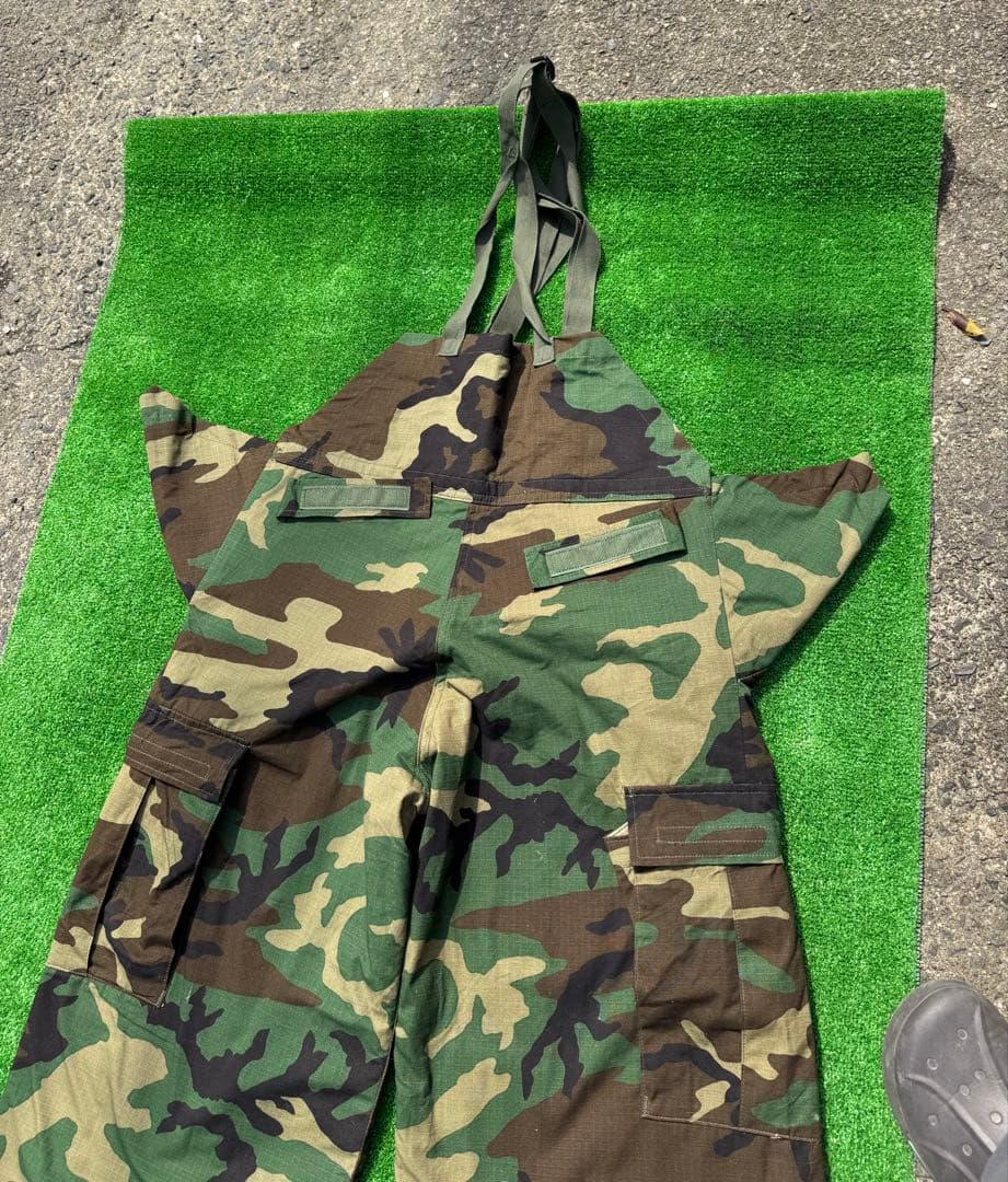 実物 U.S.ARMY 迷彩ケミカル　　オーバーオール