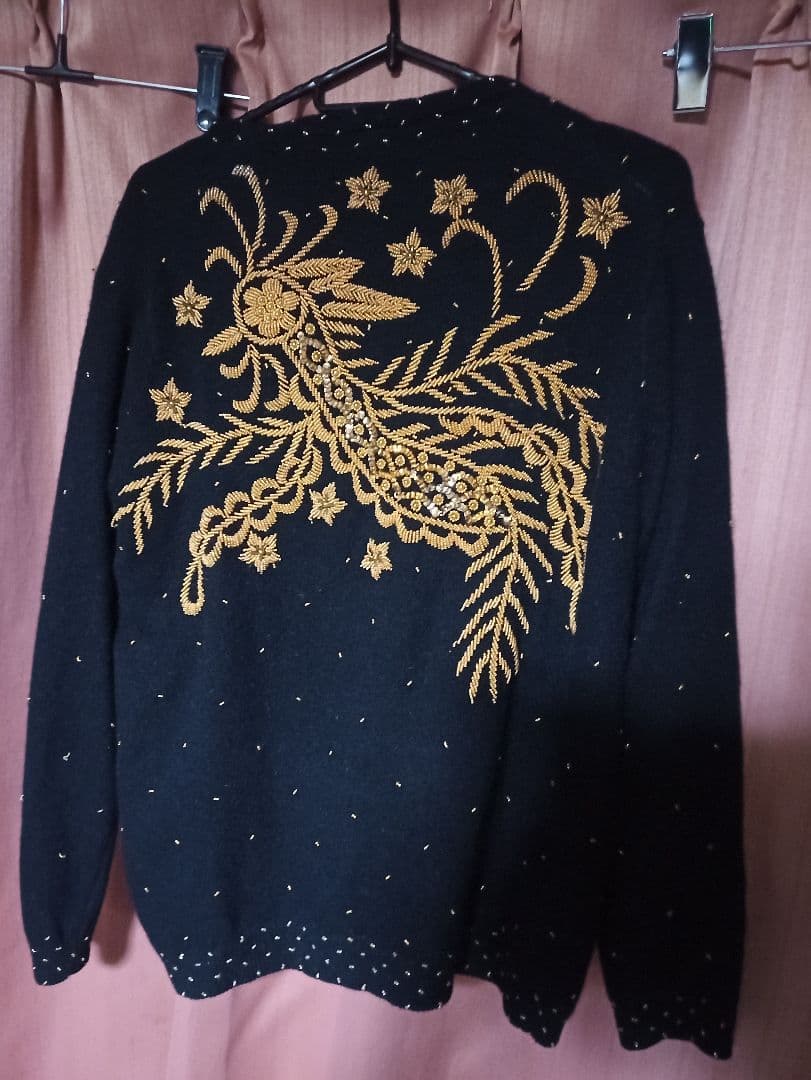 逸品物一品物 黒の刺繍入りアンゴラニットカーディガン 香港製Y2K