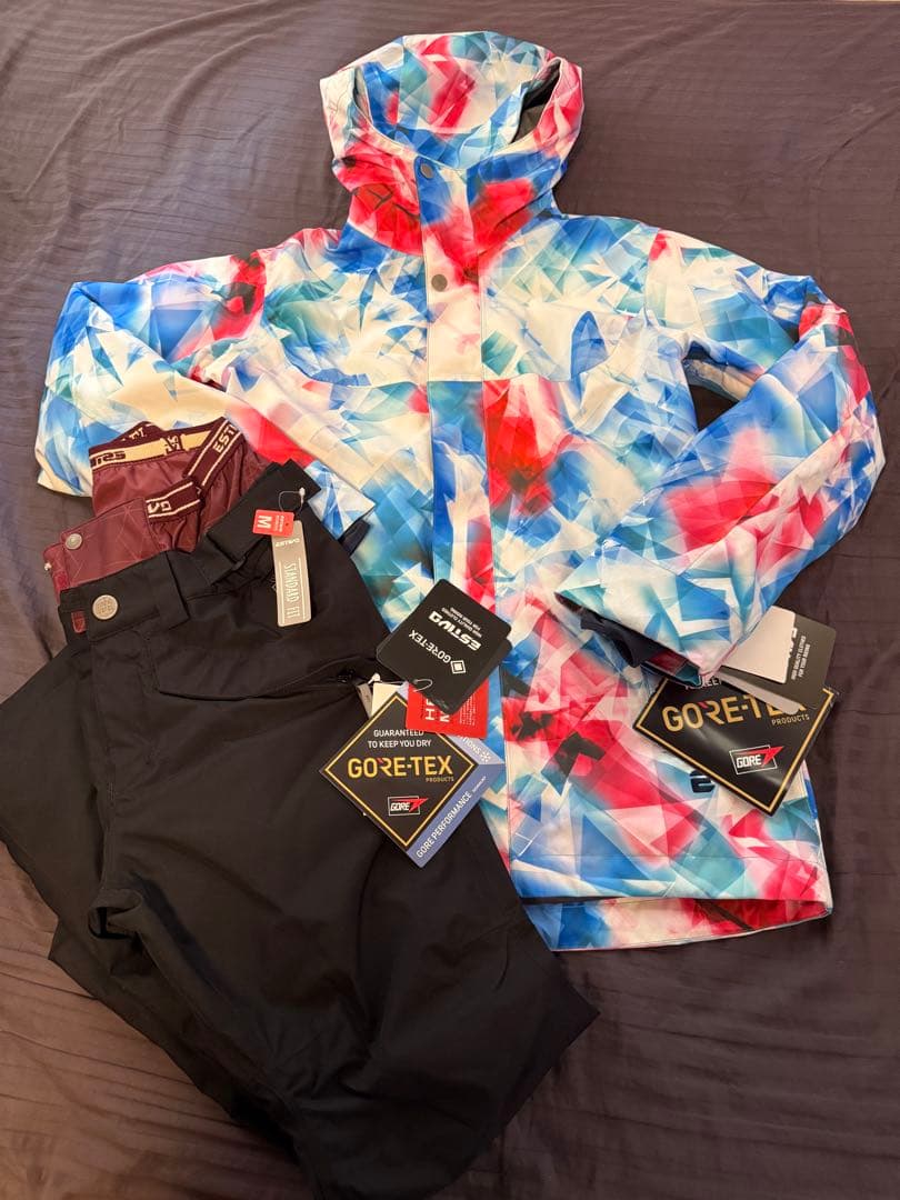 ゴールドウイン　ESTIVA GORE-TEX スキーウェア 女性用 GOLDWIN（ゴールドウイン） スキーウェア レディース スキージャケット