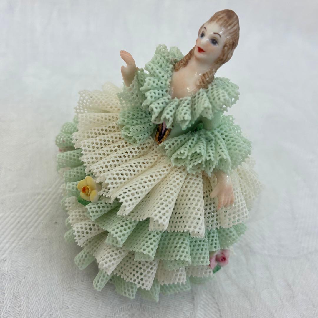 専用　アイリッシュドレスデン レース陶器人形 \"Rosa\" 3体セット③