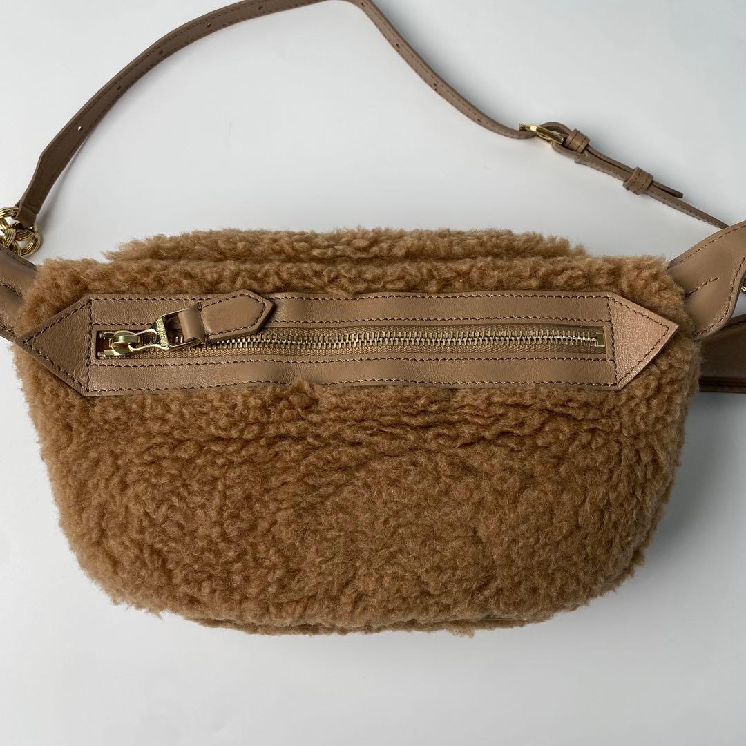 マックスマーラ MaxMara テディベア ボア ボディバッグ ウエストポーチ