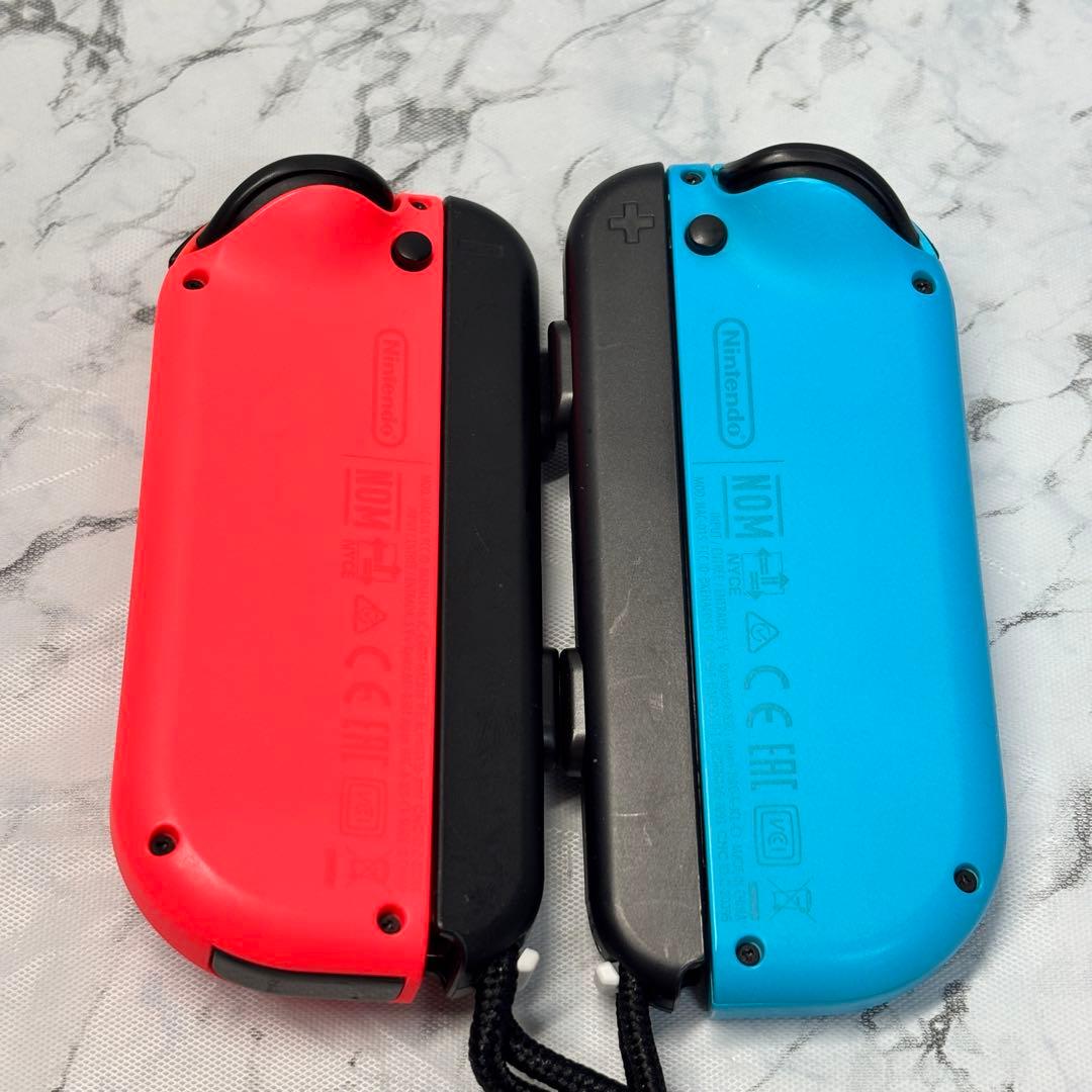 純正】Nintendo Switch Joy-Con 青赤 ストラップ付 - メルカリ