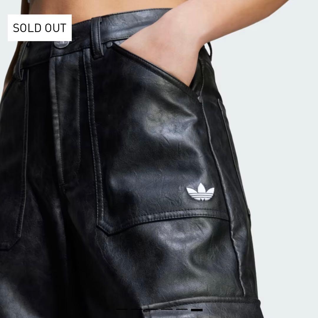 新品27⭐️ADILENIUM シーズン 3 ビンテージ フェイクレザーパンツ黒白
