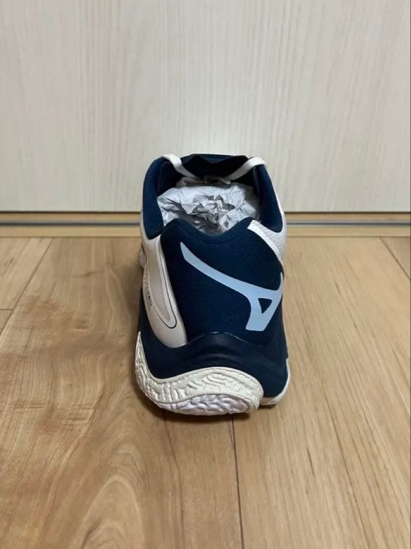 シューズ Mizuno 26.0cm 2E WAVE LIGHTNING Z8