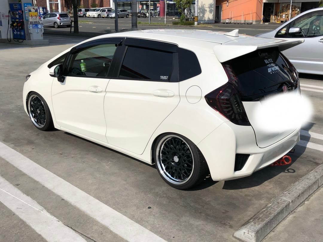 ブレス クリエイション フィットハイブリッド GP5 GK3リアウイング