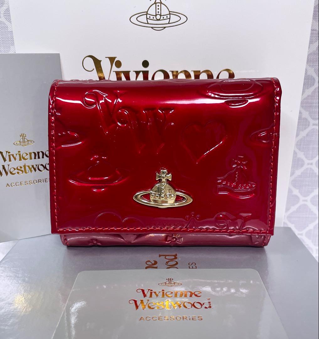 【大人気✨️ショッパー付き】新品 Vivienne Westwood エナメル 赤 大人気 ショッパー付き】新品 Vivienne Westwood エナメル 赤 3つ折