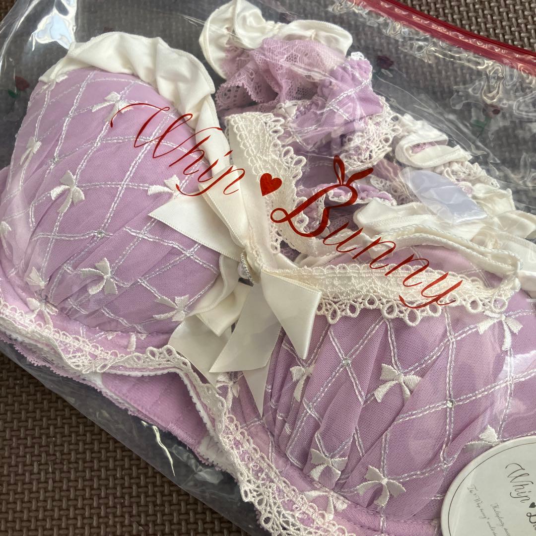 Whip Bunny ブラジャーショーツ3点セット Ｅ65
