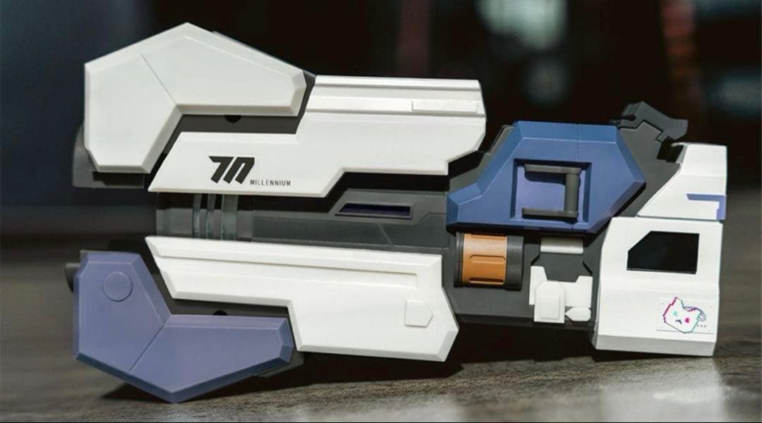 誠*様 ブルアカ モバイルバッテリー 光の剣スーパーノヴァ ブルー