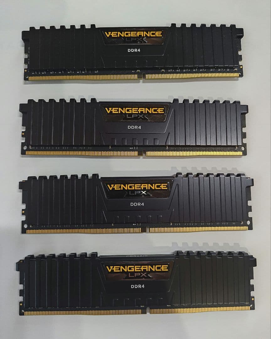 メモリー Corsair Vengeance DDR4 64GB 3200MHz Amazon | CORSAIR DDR4-3200MHz デスクトップPC用 メモリ Vengeance