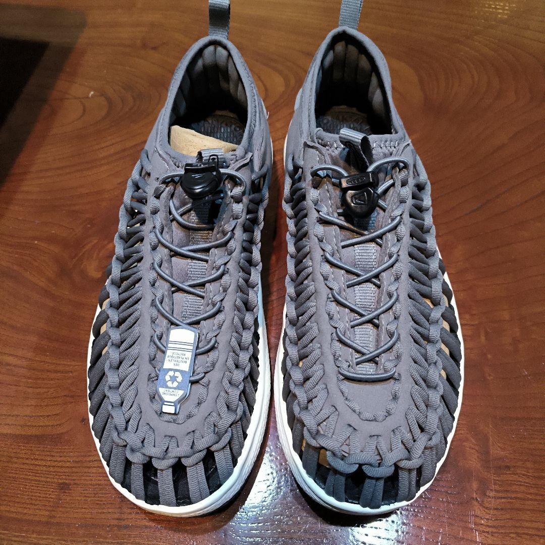 KEEN　ユニーク03 KEENのUNEEKをよりスニーカーライクに！「UNEEK O3」を「UNEEK」と比較