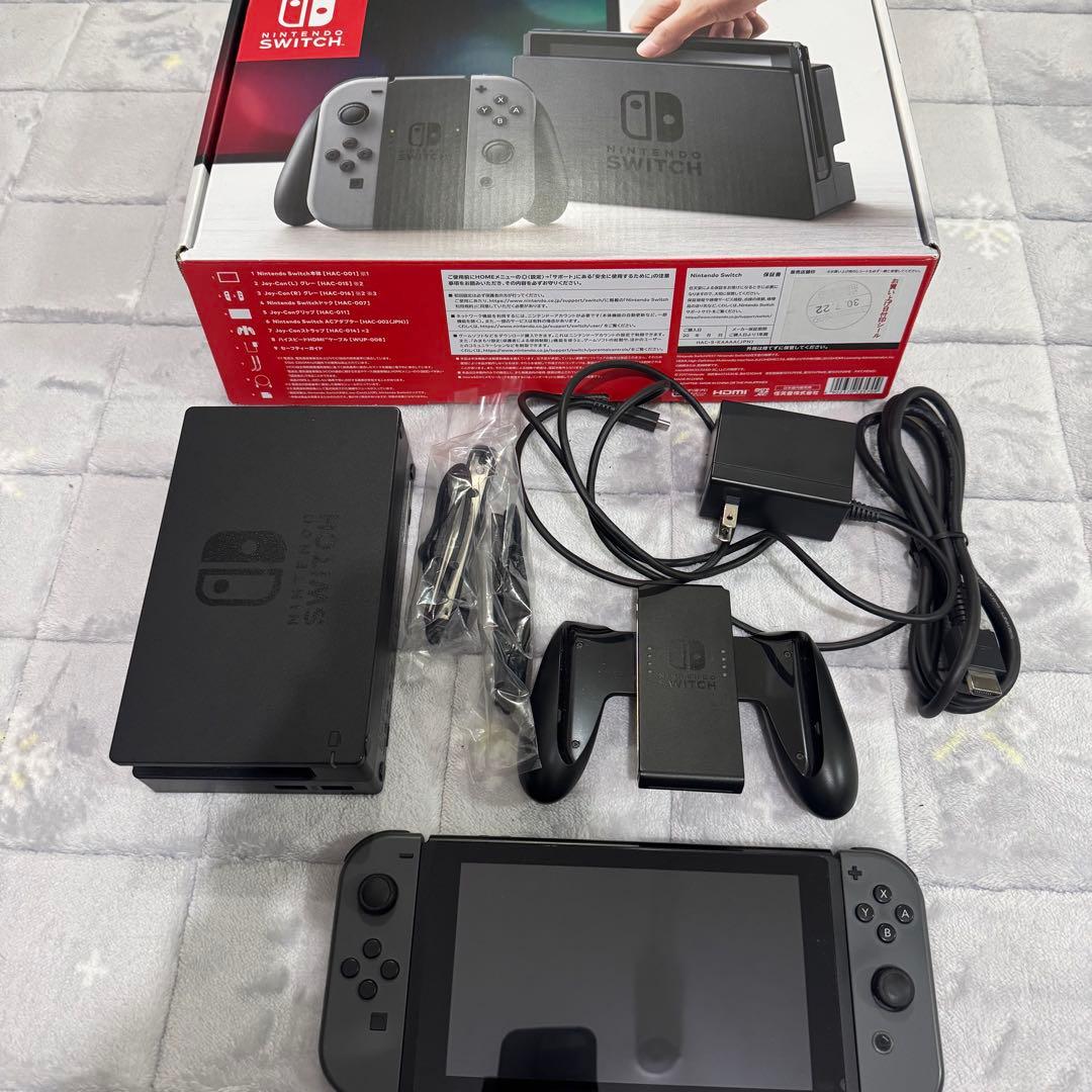 Nintendo Switch 本体 ＋おまけ - メルカリ
