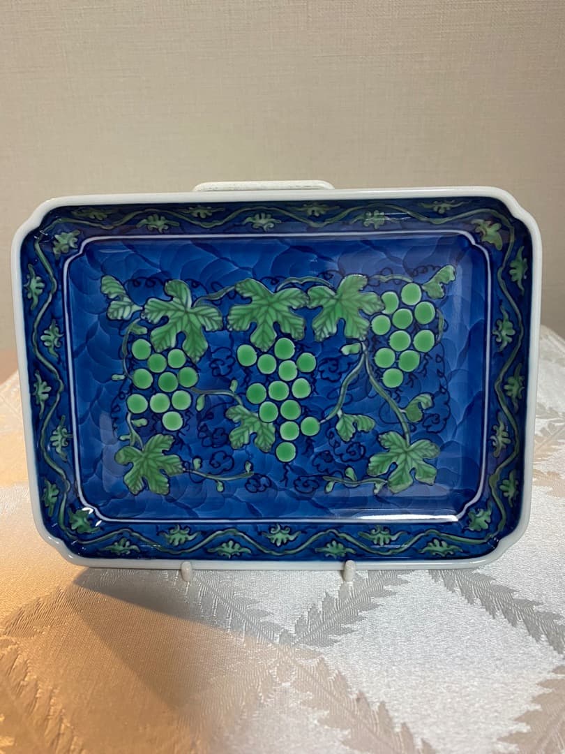 源右衛門窯 緑彩葡萄絵角皿 - メルカリ