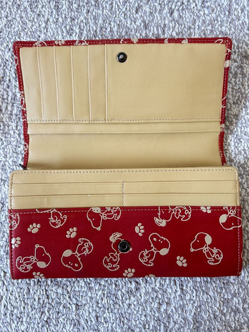 ほんわかスヌーピー 高級印伝の長財布 - メルカリ