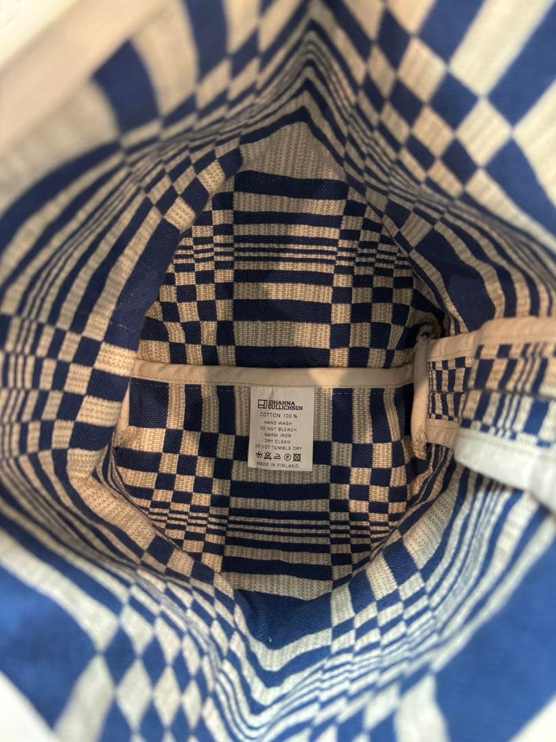 AGRIVERDEONLINE-JOHANNA GULLICHSEN（ヨハンナ グリクセン）テトラ