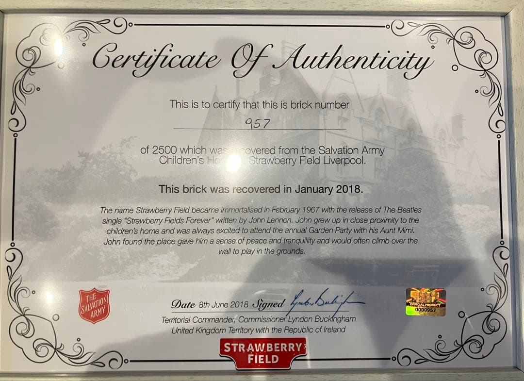 希少品]ストロベリーフィールズ レンガ ビートルズ ジョンレノン限定