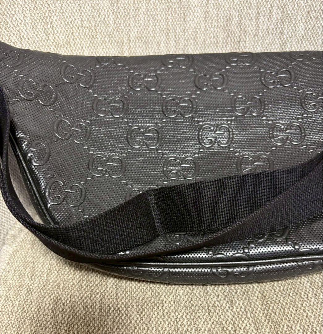 期間限定大幅値下げ】GUCCI ボディバッグ ブラック レザー 645093