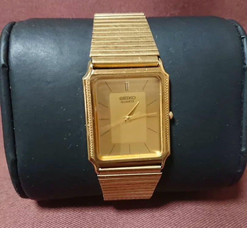 SEIKO 稼働品 オールド スイスセイコーシャリオSGP3針ヴィンテージ時計